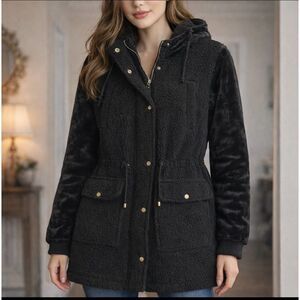 Eden Society Black Sherpa Cargo Jacket Size S NWT‎